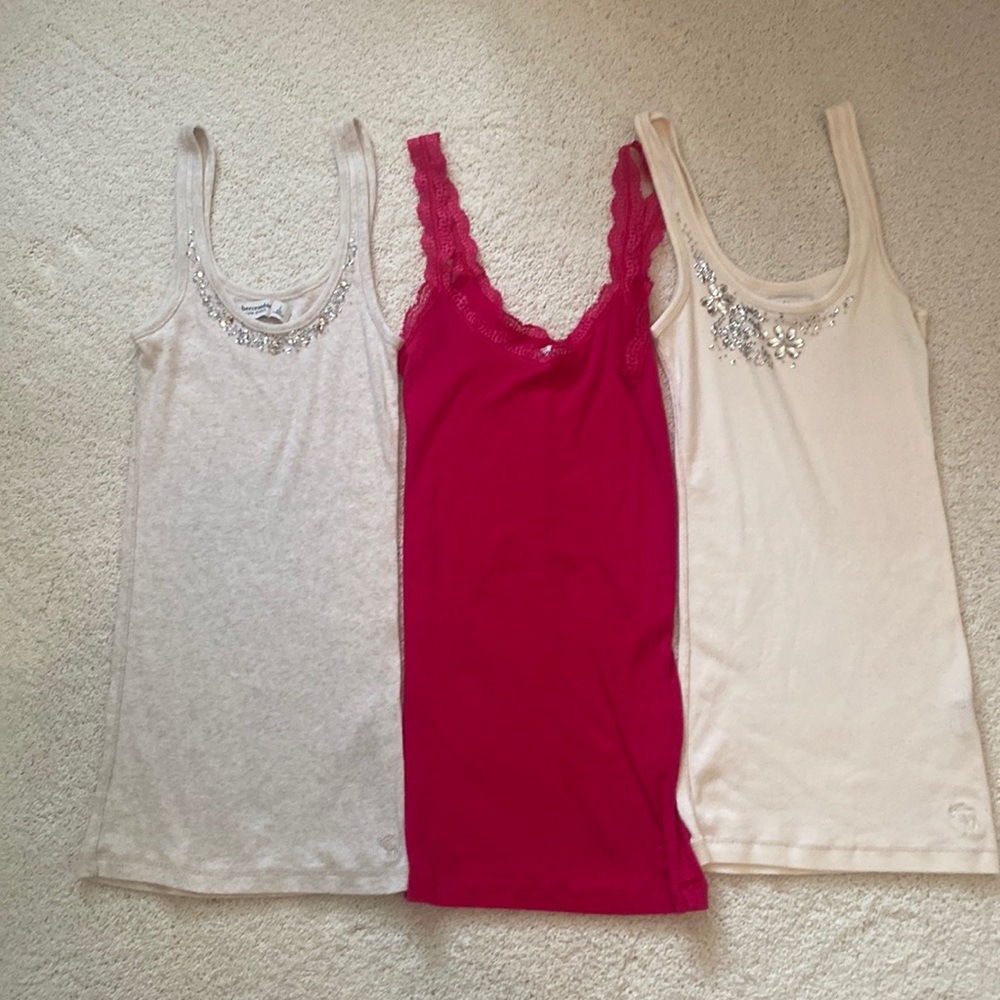 Abercrombie tank tops